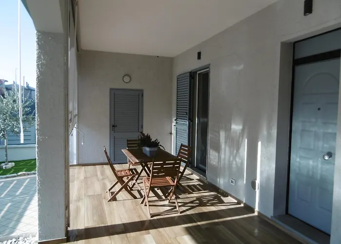 Vento In Poppa * פורטו גריבלדי